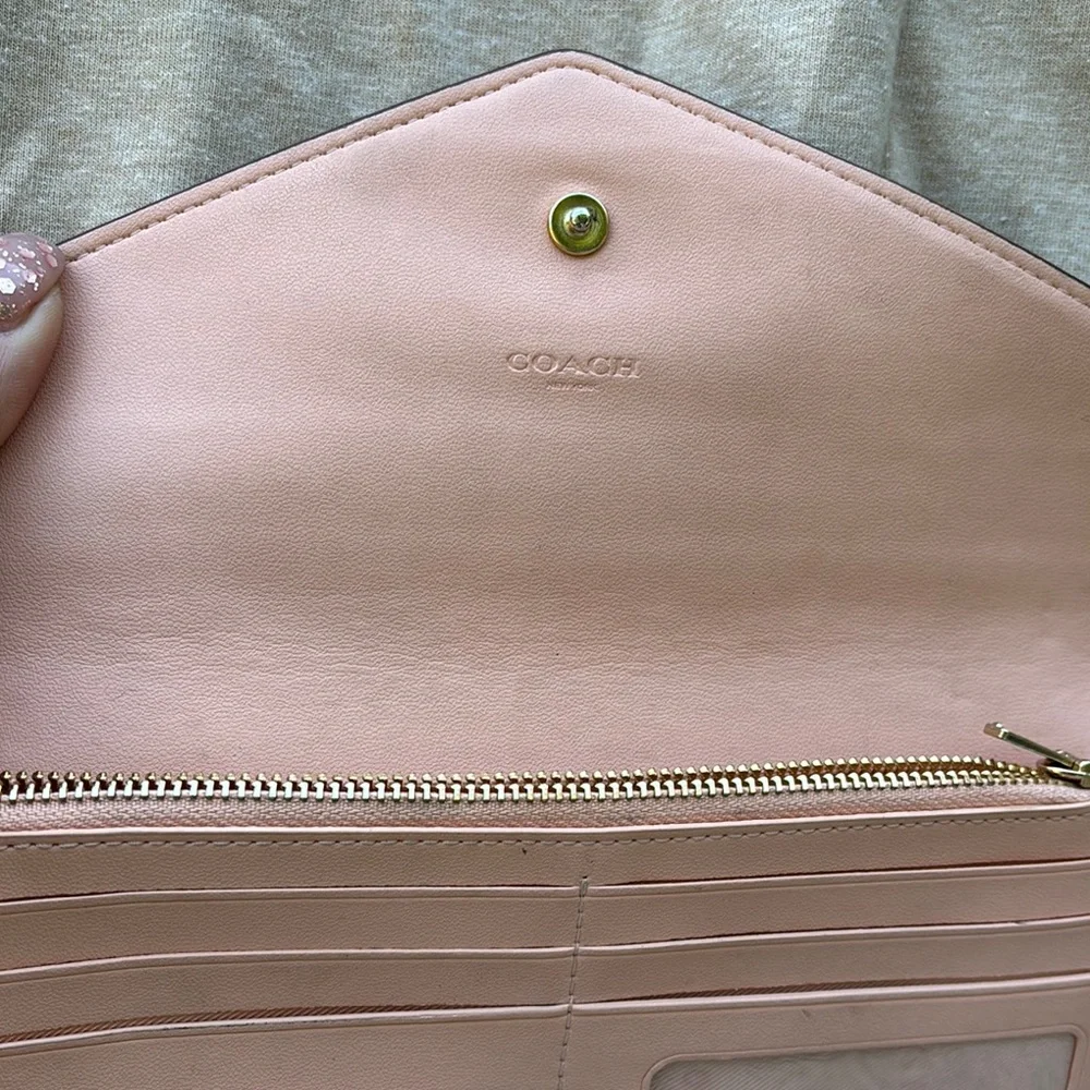 Coach Pink Floral Clutch with Envelope Design - Picture 4 of 5